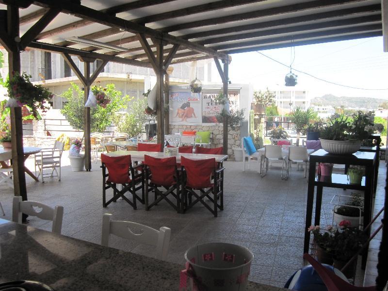 Vickys Studios Faliraki Rhodes City Εξωτερικό φωτογραφία